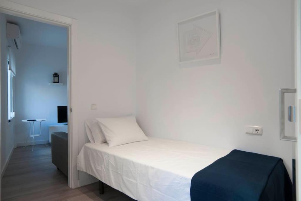 Moderno Apartamento En Plaza Merced Малага Екстер'єр фото